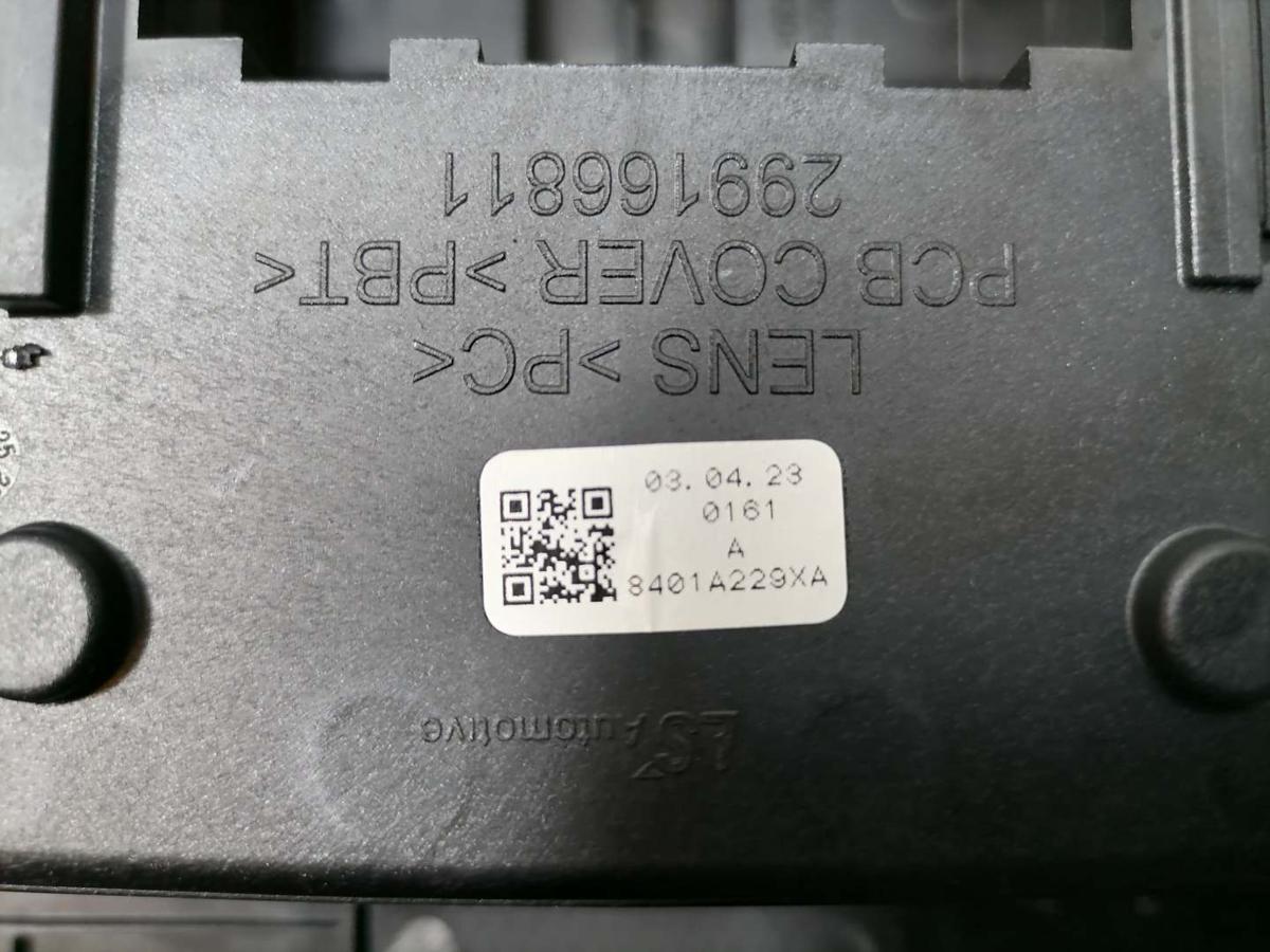 Mitsubishi Eclipse Cross original Innenraumleuchte vorn Facelift Bj.2023